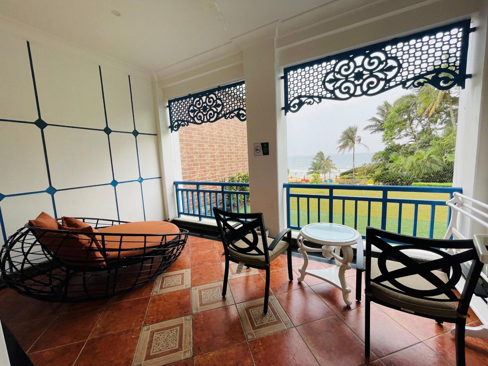 Mayfair Palm Beach Resort Gopalpur  Ngoại thất bức ảnh
